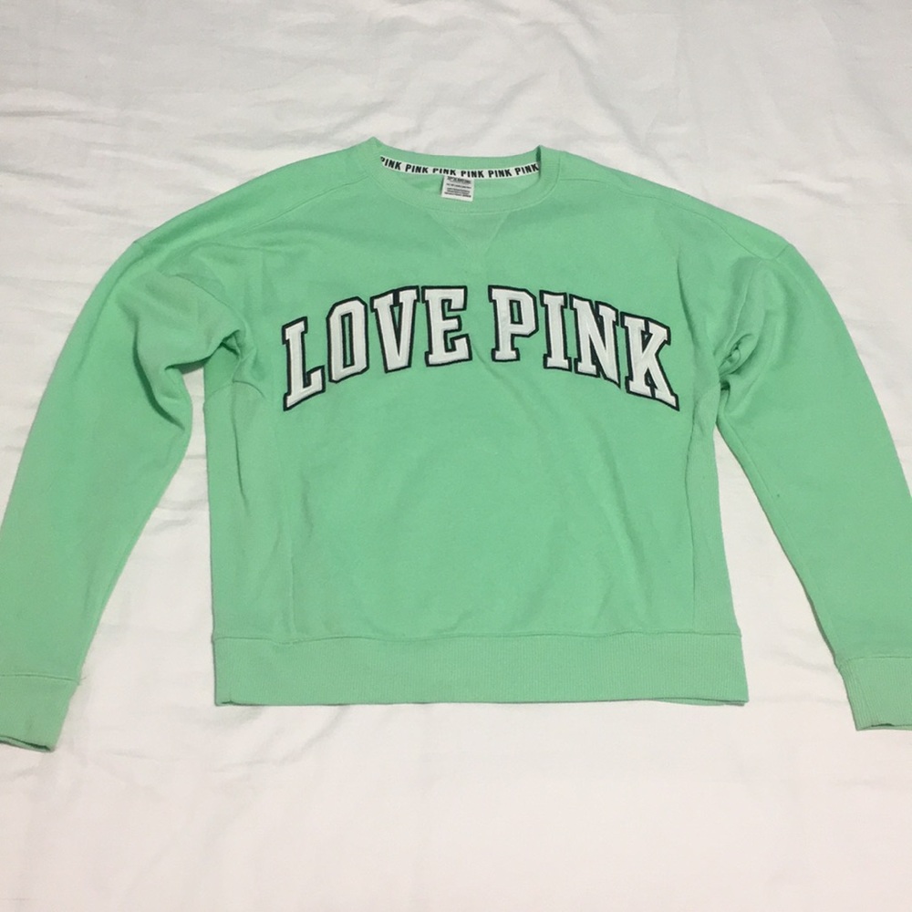 victoria’s secret pink sweatshirt